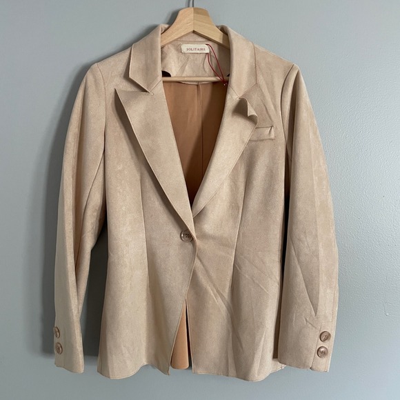Solitaire Jackets & Blazers - Solitaire Faux Suede Blazer Medium Beige Single Button Professional Chic Neutral